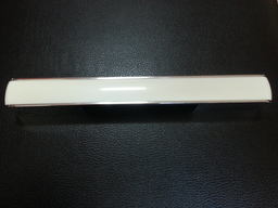 Мебелна дръжка бяла модел CD3062