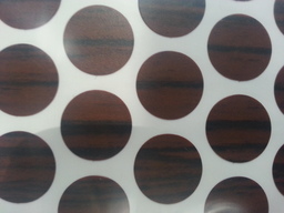 Самозалепваща тапа за покриване на винт