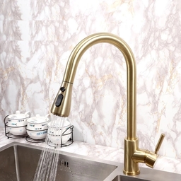 Златист Смесител с изтеглящ душ за кухня