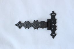 Мебелна панта старинна асиметрична малка с фалц 70Х105мм