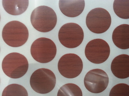 Самозалепваща тапа за покриване на винт