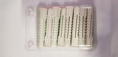 универсален дюбел TMT в блистер