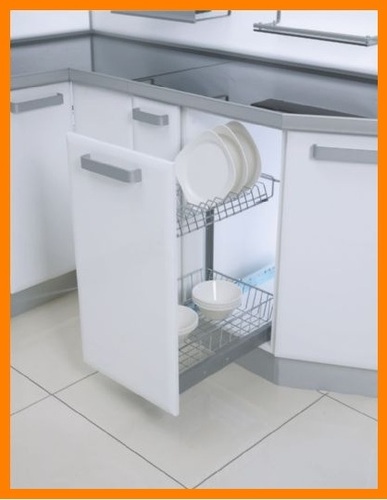 Механизъм чинии и тенджери плавно прибиране