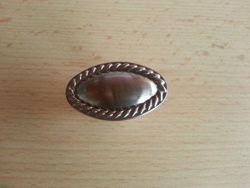 Мебелни дръжки модел KR58-G8