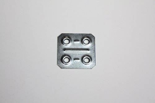 Метална планка 37 х 37 мм