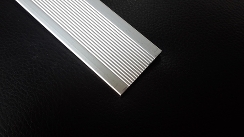 Кант лайсна за плот модел 40х3000