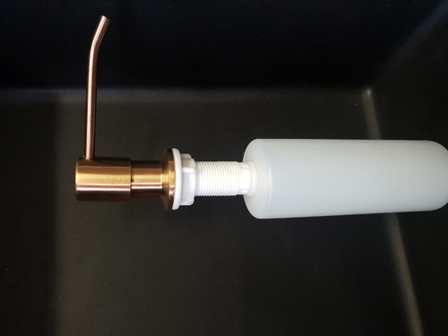 Дозатор за течен сапун в Розово ЗЛАТО