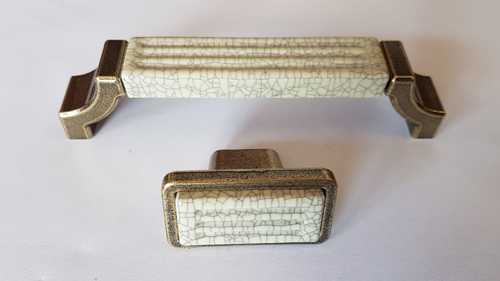 Мебелни Дръжки Антични в Старинно Злато с напукана керамика, порцелан